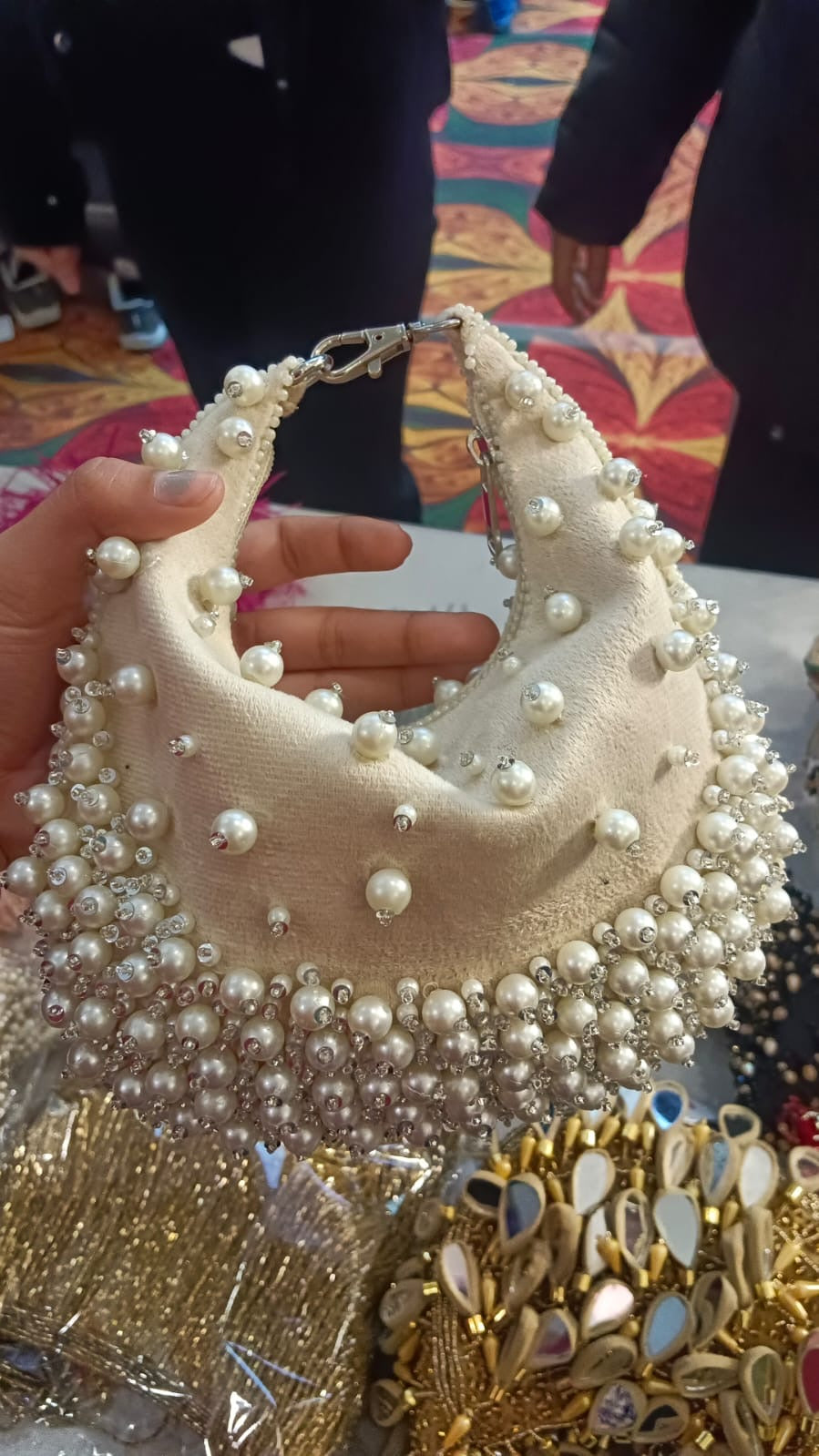 Sheen pearl bag