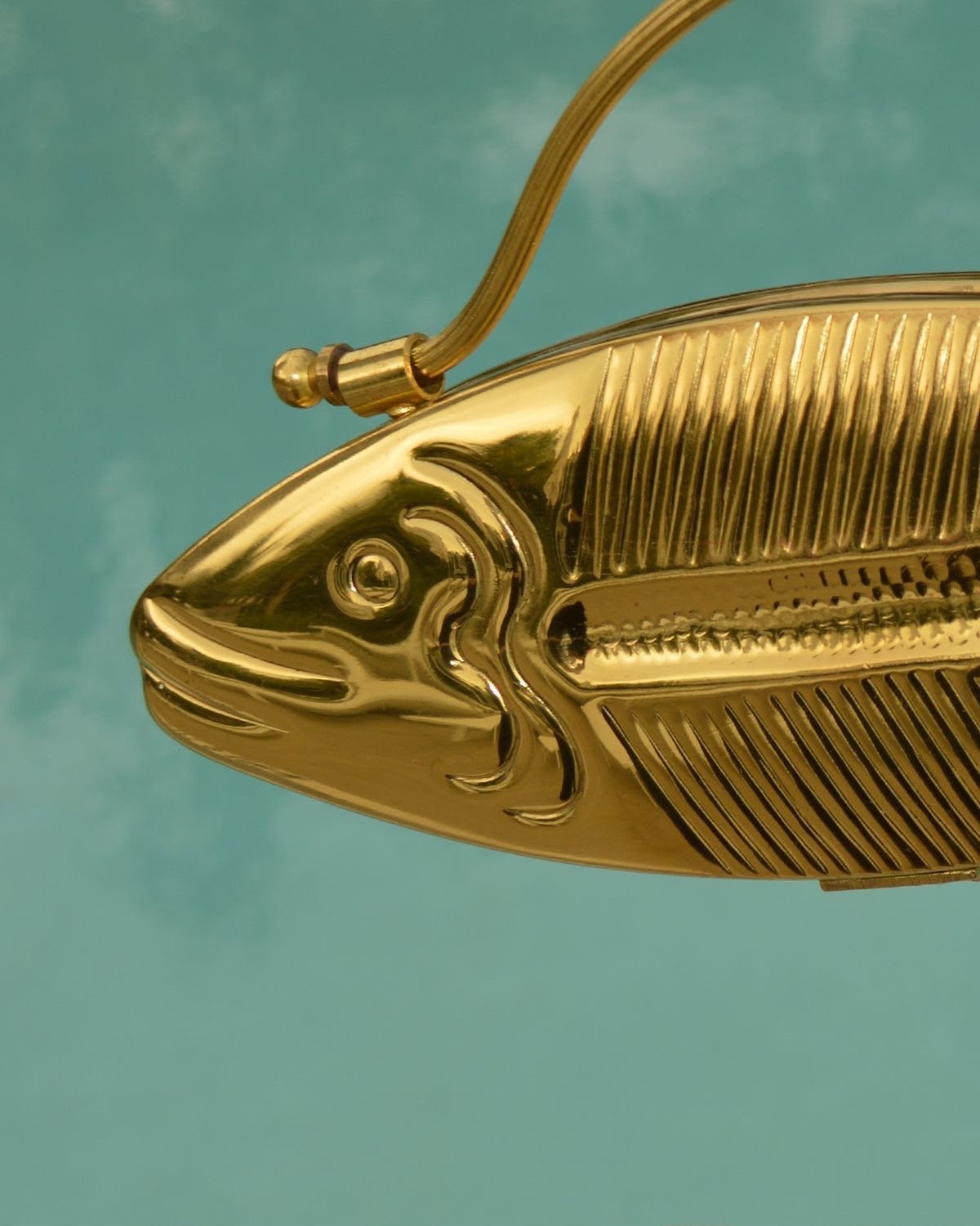 Fish clutch bag